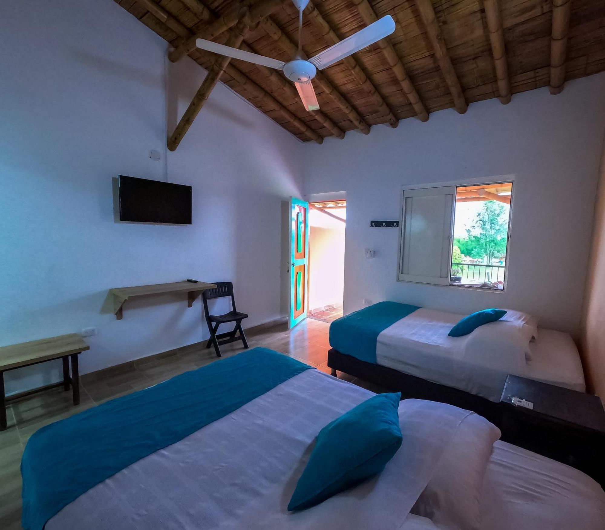 Hotel Parque De Los Arrieros Montenegro Luaran gambar
