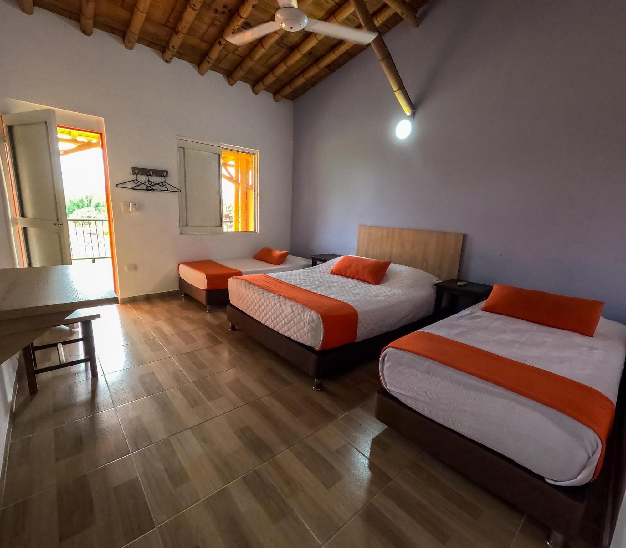 Hotel Parque De Los Arrieros Montenegro Luaran gambar