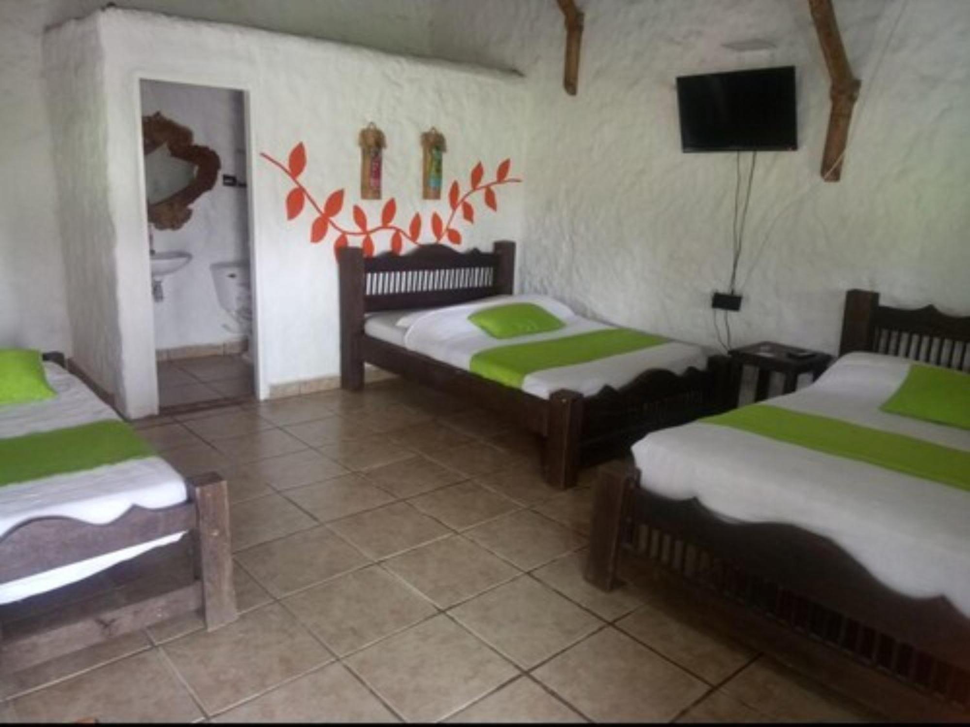 Hotel Parque De Los Arrieros Montenegro Luaran gambar