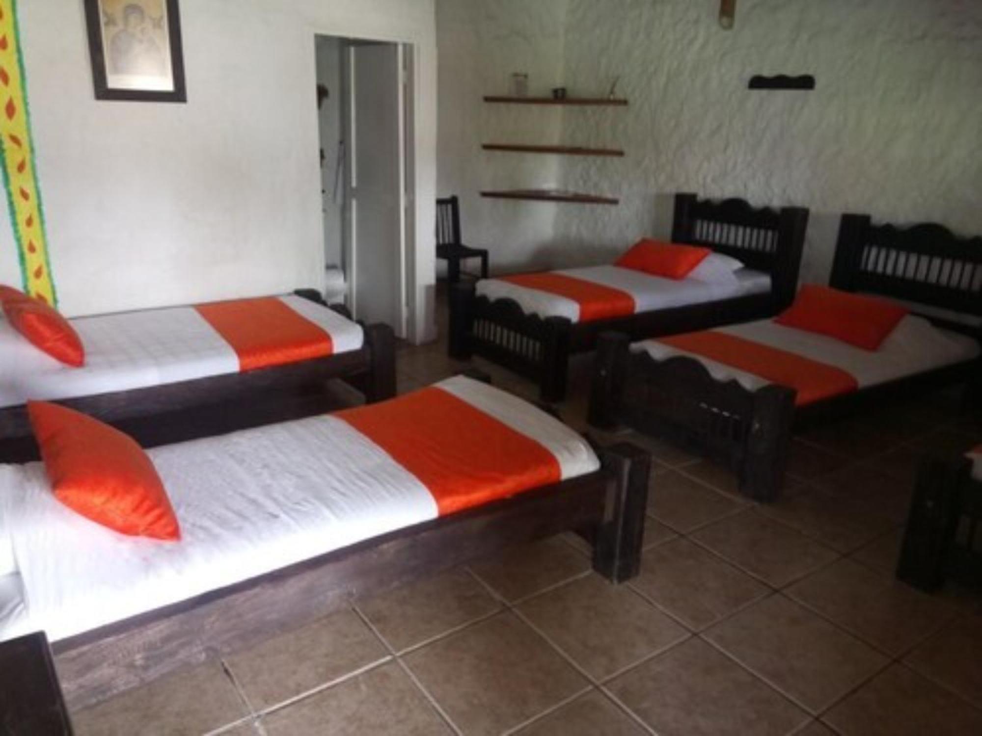 Hotel Parque De Los Arrieros Montenegro Luaran gambar
