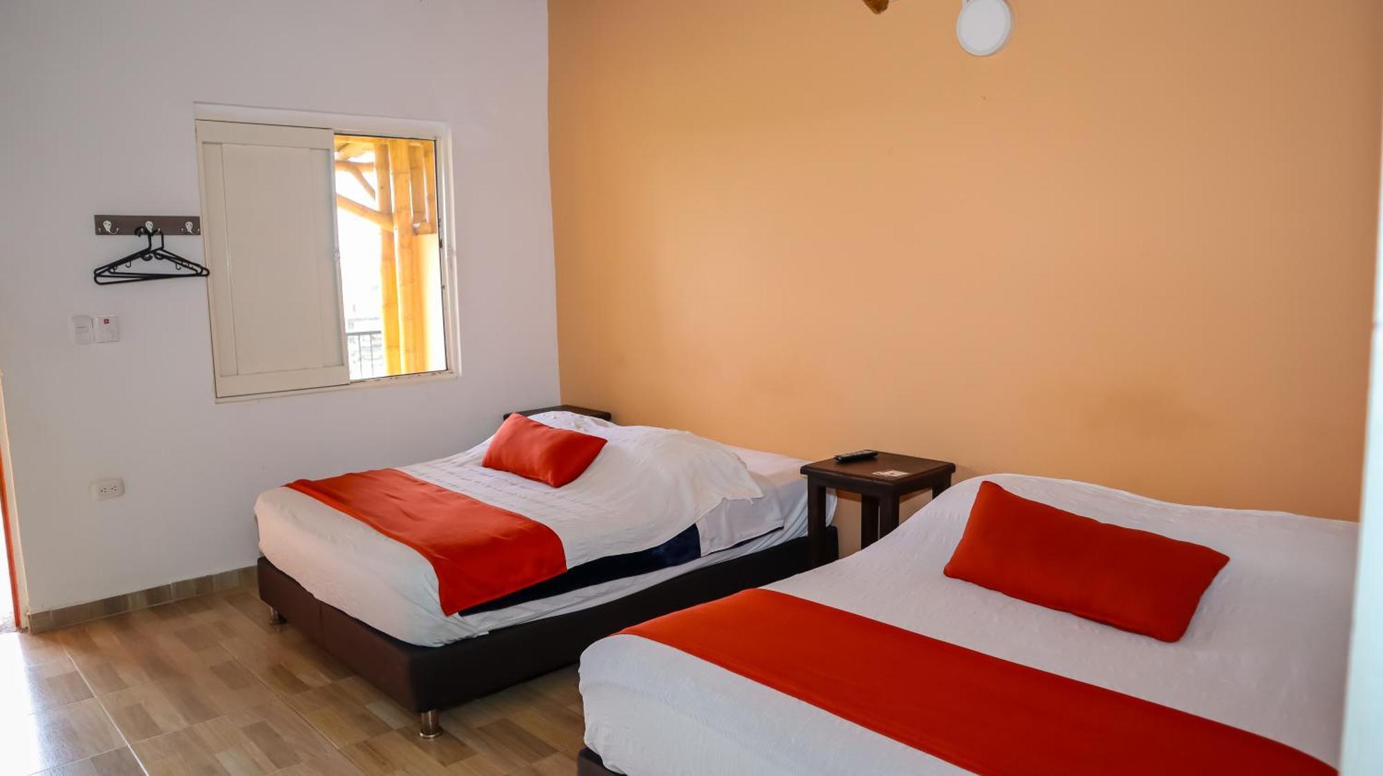 Hotel Parque De Los Arrieros Montenegro Luaran gambar